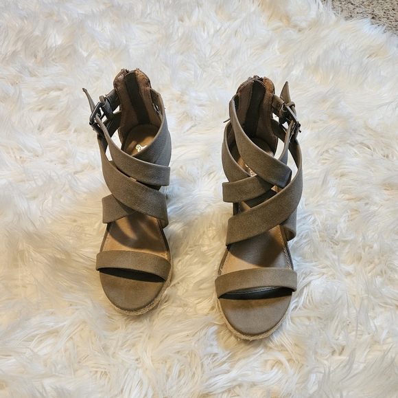 Wedge high heels - Picture 3 of 6